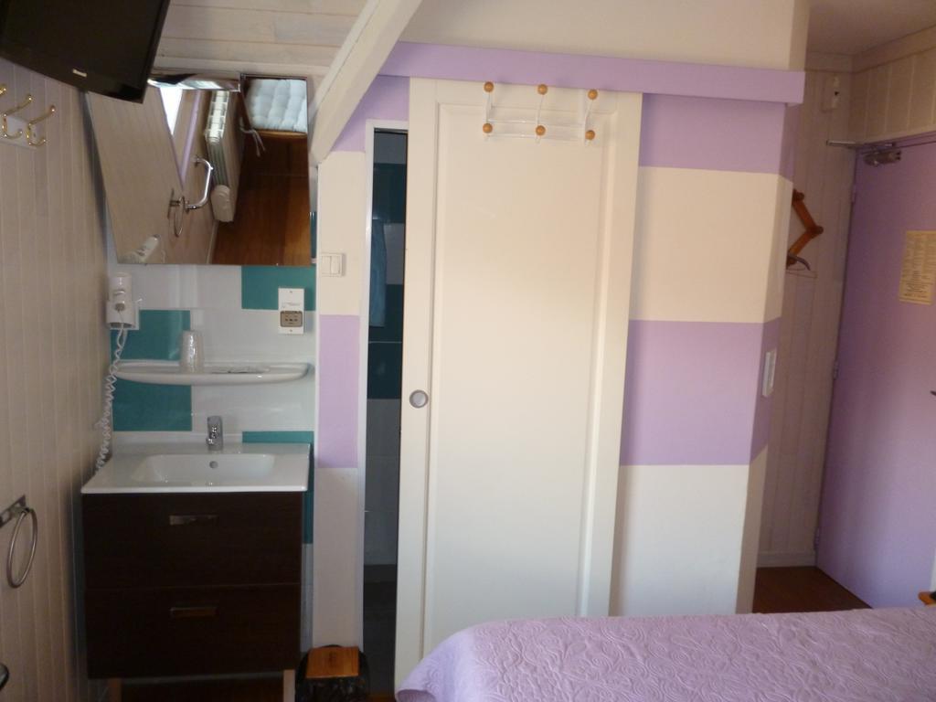 Roussent Auberge Des Etangs מראה חיצוני תמונה