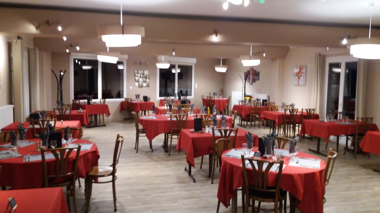 Roussent Auberge Des Etangs מראה חיצוני תמונה